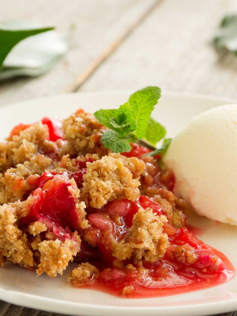 Nigella Plum Crumble