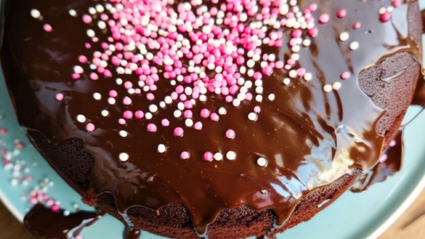 Nigella Banana And Chocolate Cake