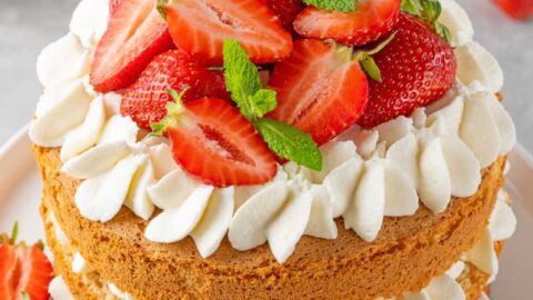 Mary Berry Gluten-Free Sponge Cake | British Chefs Table