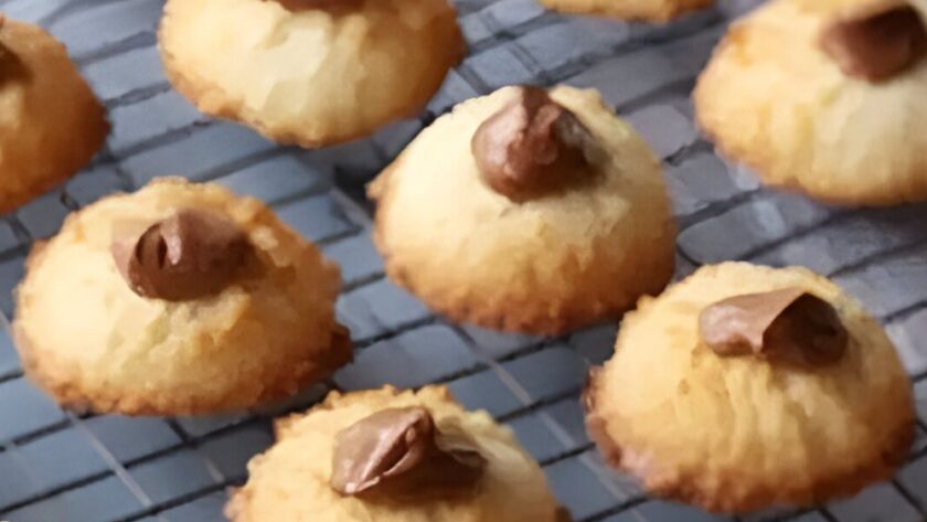 Mary Berry Coconut Macaroons