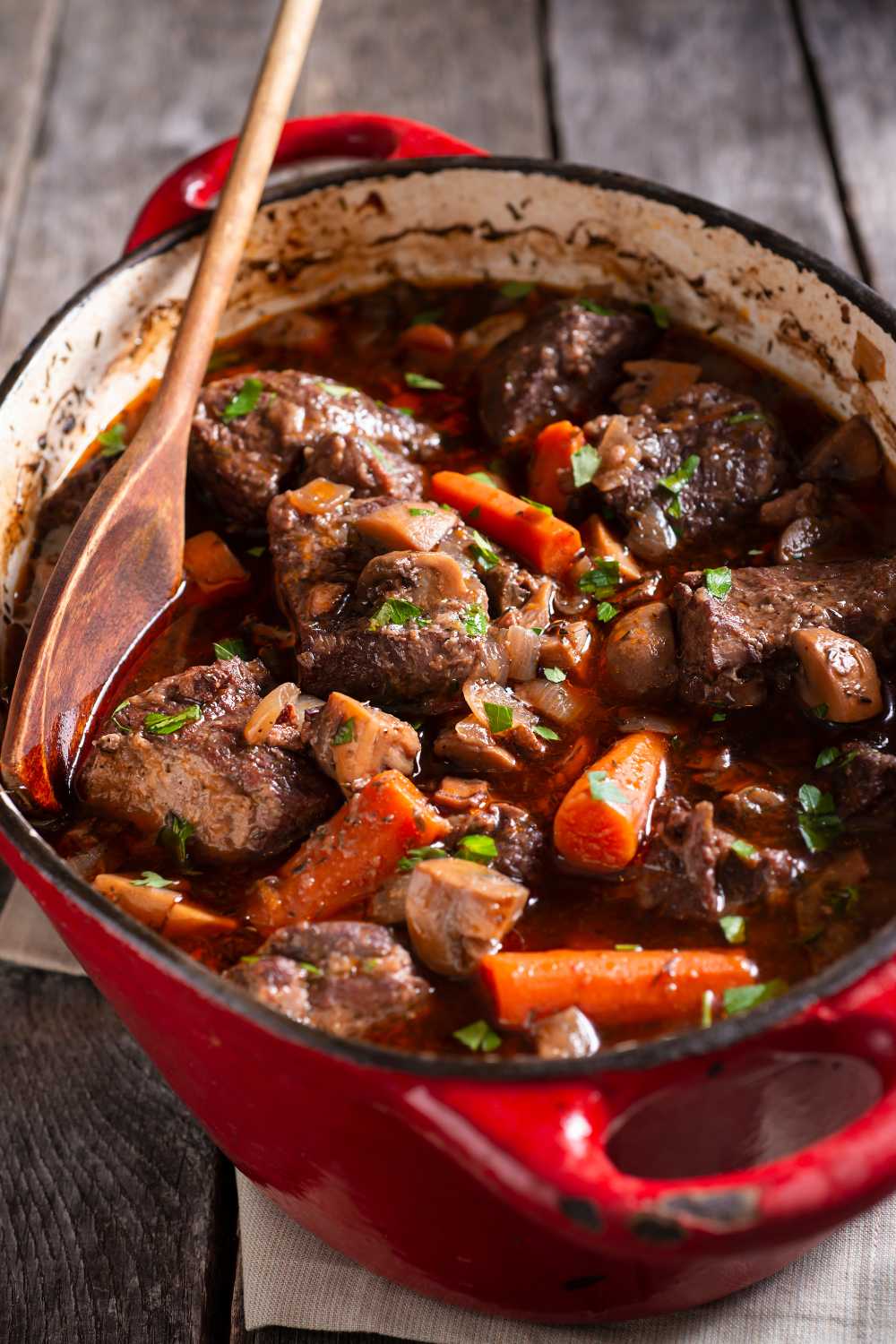 Mary Berry Beef Bourguignon Slow Cooker | British Chefs Table