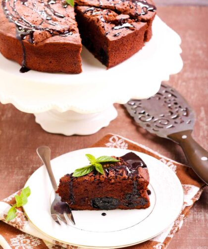 Nigella Sunken Amaretto Chocolate Cake