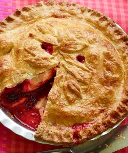 Mary Berry Blackberry and Apple Pie