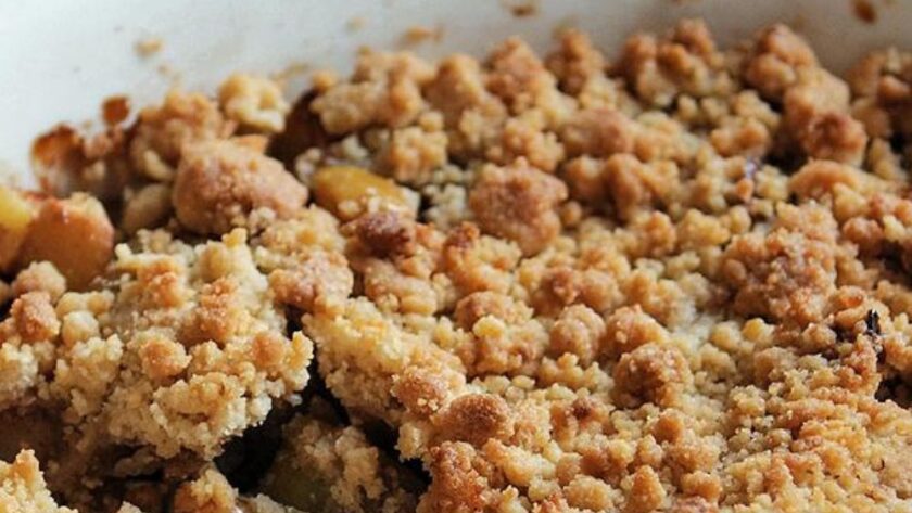 James Martin Apple Crumble