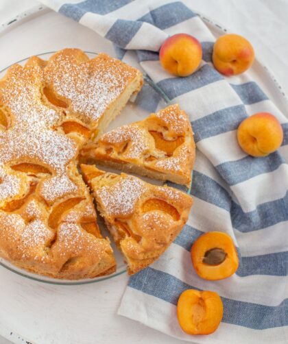 Mary Berry Apricot Cake