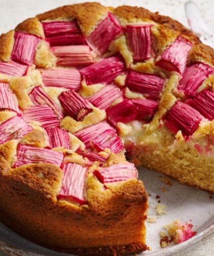 Mary Berry Rhubarb Sponge