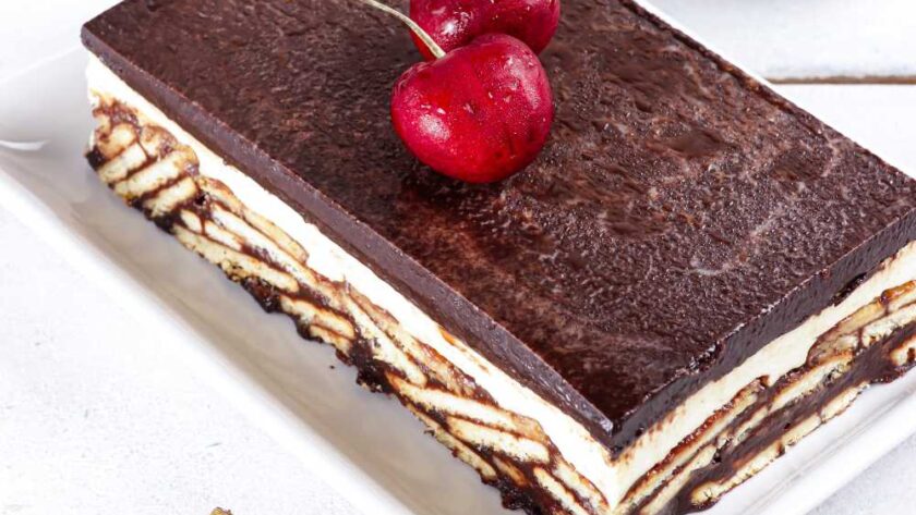 Chocolate Tiffin Cake. Fridge Cake