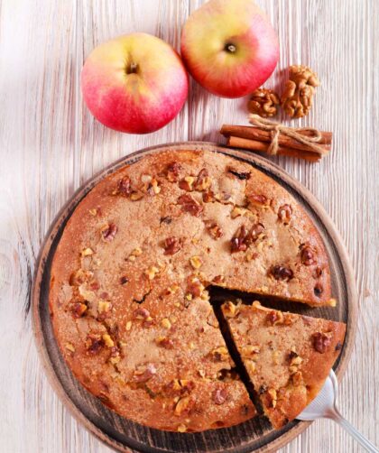 Mary Berry Apple And Walnut Cake