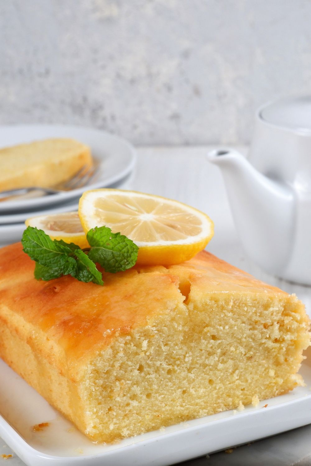 delia-smith-lemon-drizzle-cake-british-chefs-table