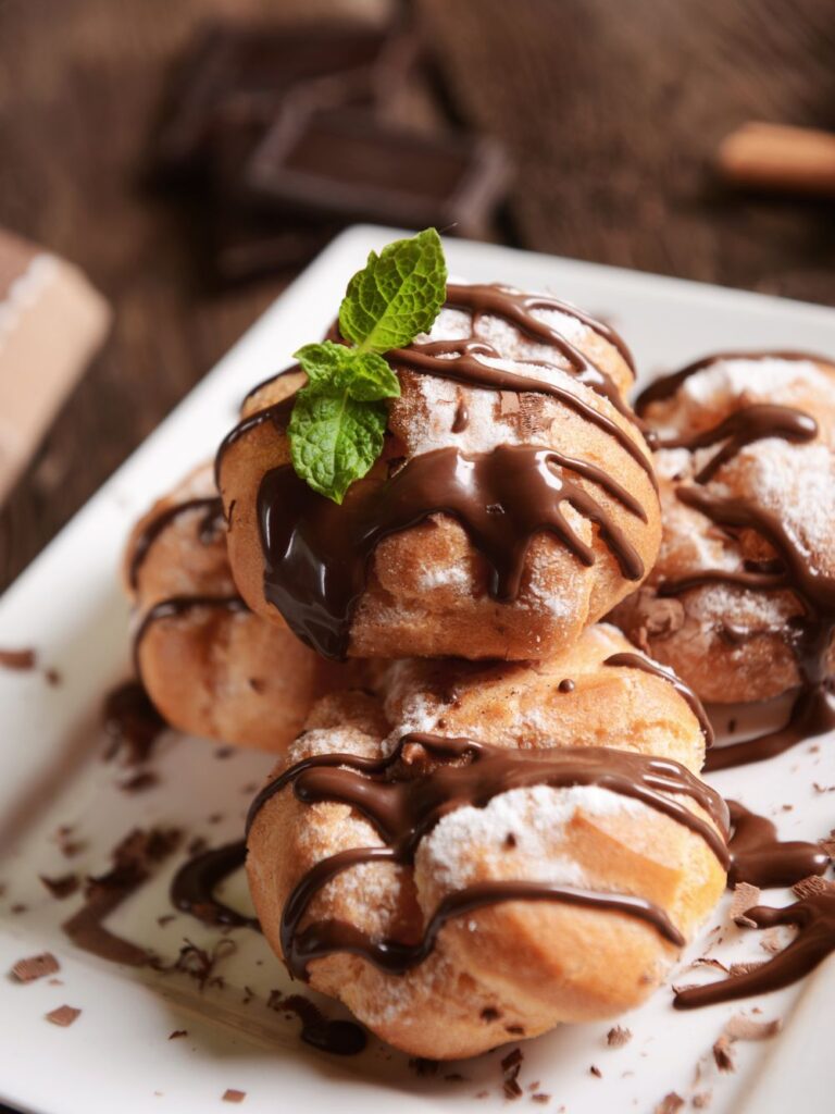 Nigella Profiteroles