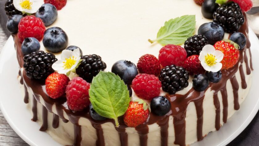Nigella White Chocolate And Raspberry Cheesecake