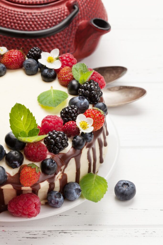 Nigella White Chocolate And Raspberry Cheesecake