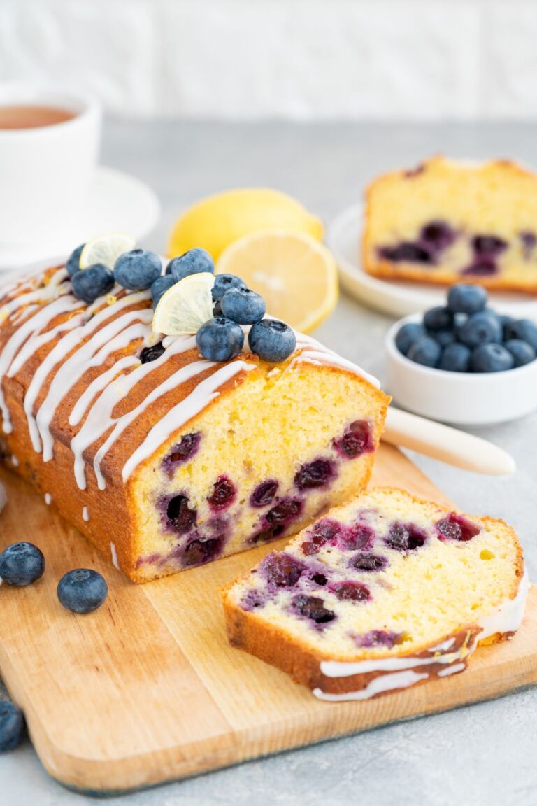 Mary Berry Lemon And Blueberry Cake | British Chefs Table