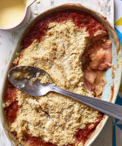 Mary Berry Rhubarb Crumble