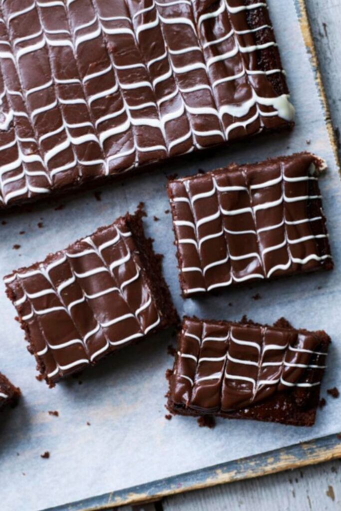 Mary Berry Traybake Chocolate