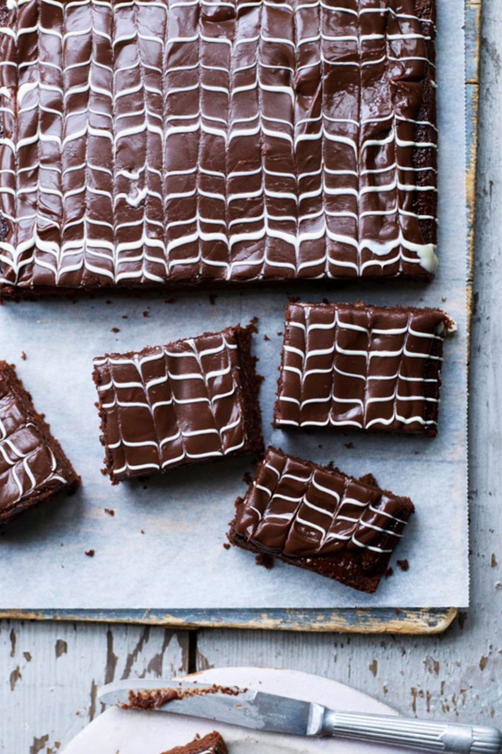 Mary Berry Traybake Chocolate