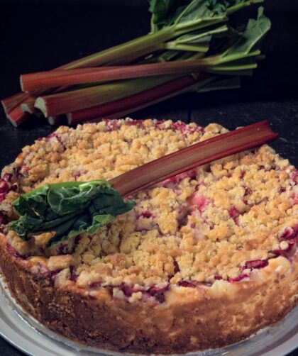 Hairy Bikers Rhubarb Crumble