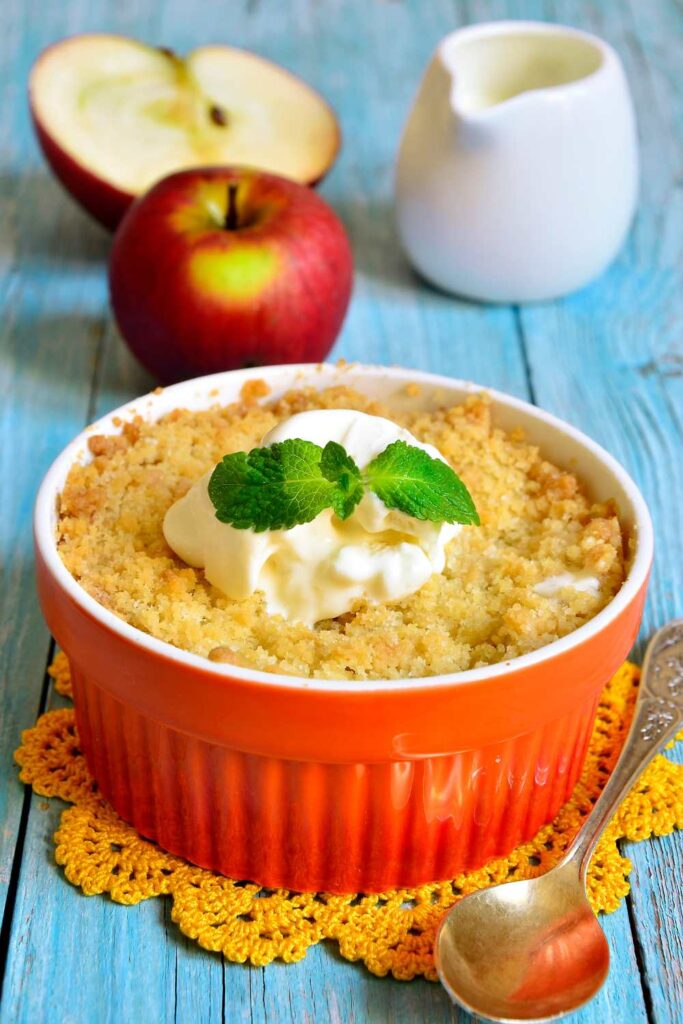 Mary Berry Apple And Pear Crumble 