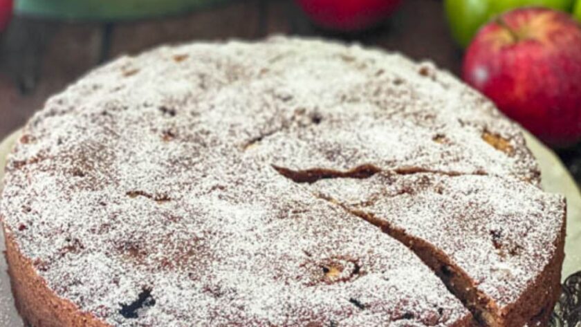 Mary Berry Apple And Sultana Cake