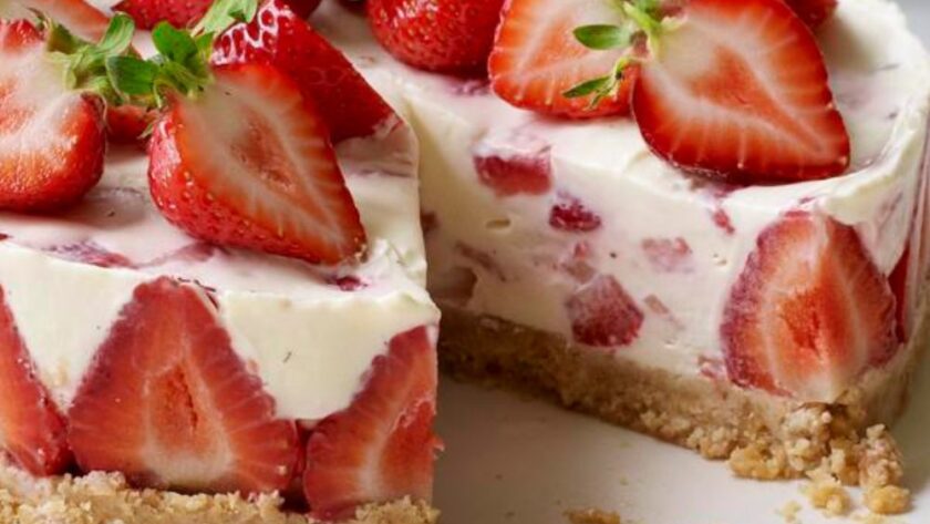 Mary Berry Strawberry Cheesecake