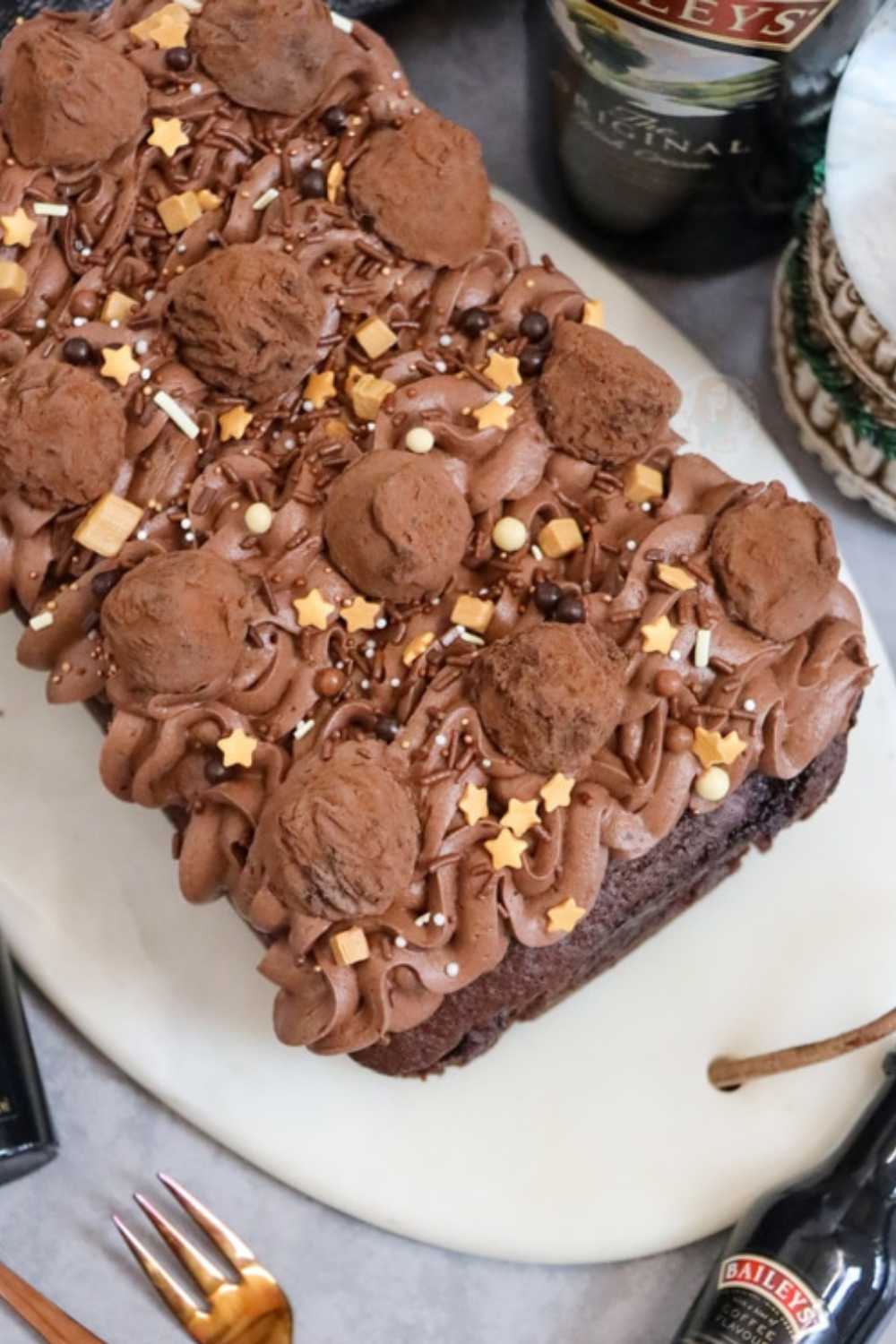 mary-berry-baileys-cake-british-chefs-table