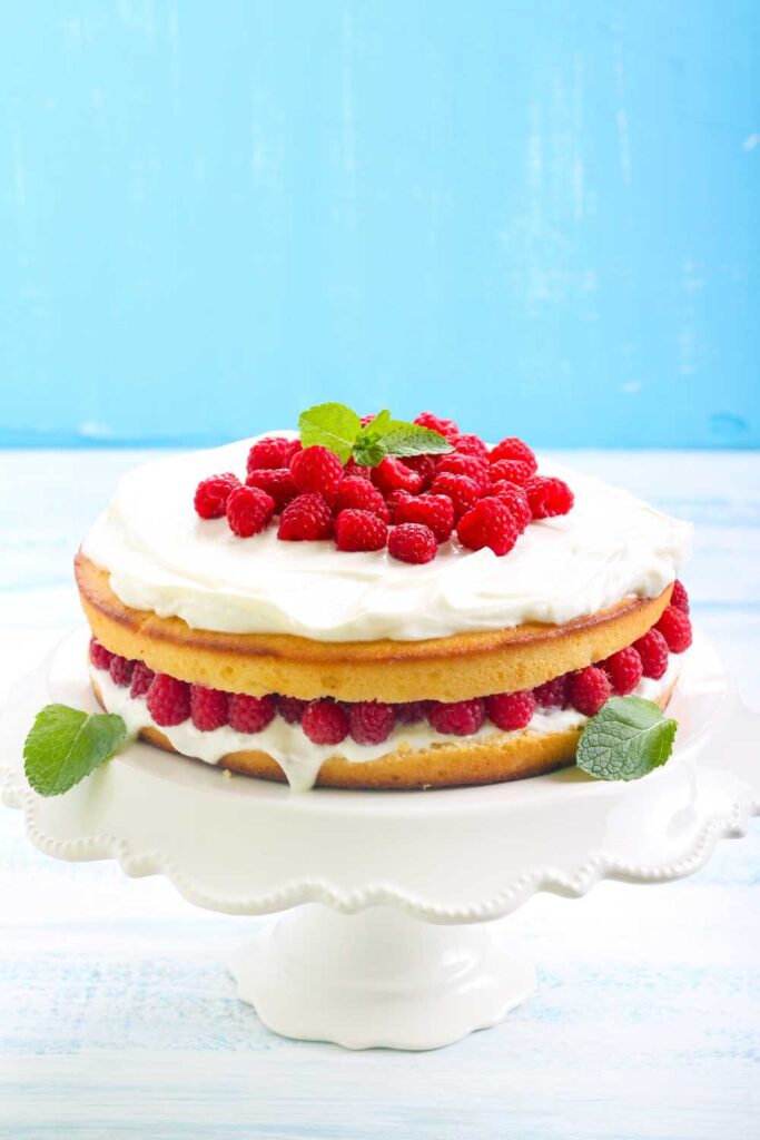 Mary Berry Lemon And Raspberry Cake | British Chefs Table