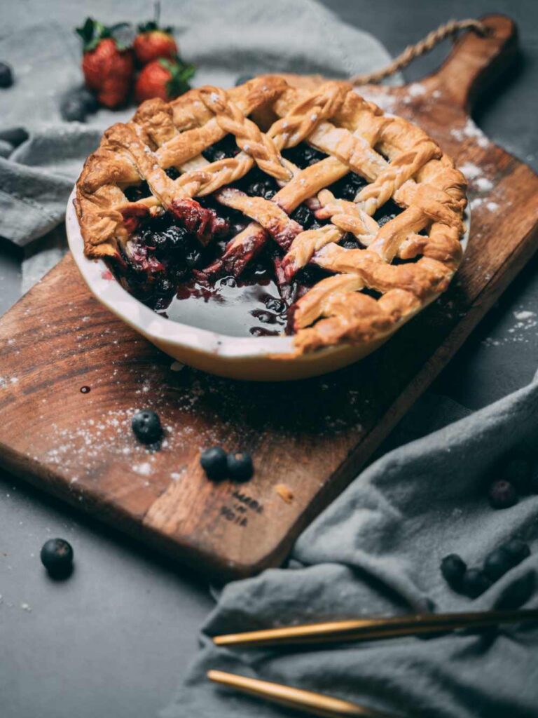 Mary Berry Blackcurrant Pie