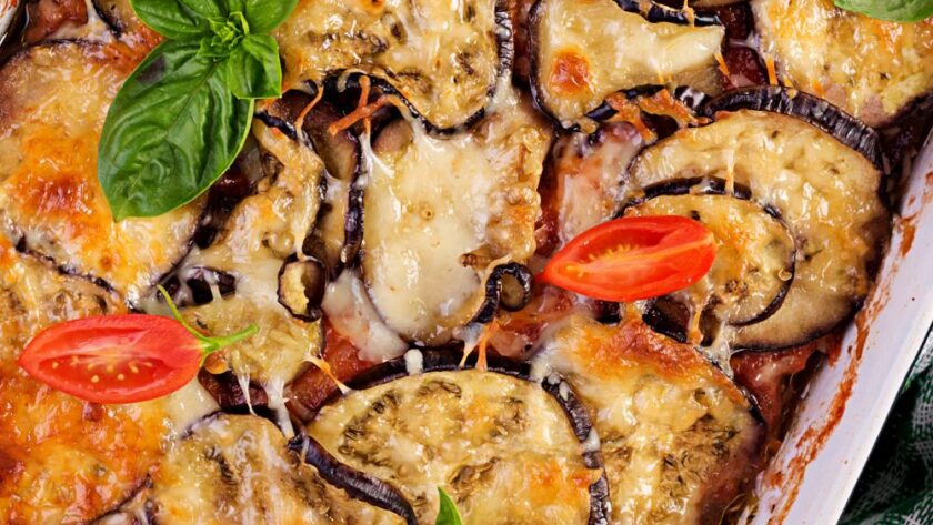 What To Serve With Aubergine Parmigiana Uk (20 Delicious Sides)