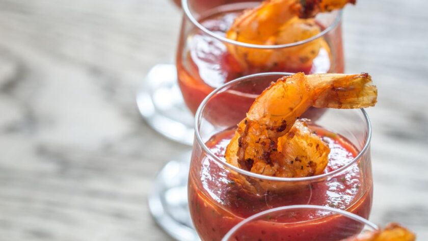 What To Serve With Prawn Cocktail Uk (15 Tasty Sides)