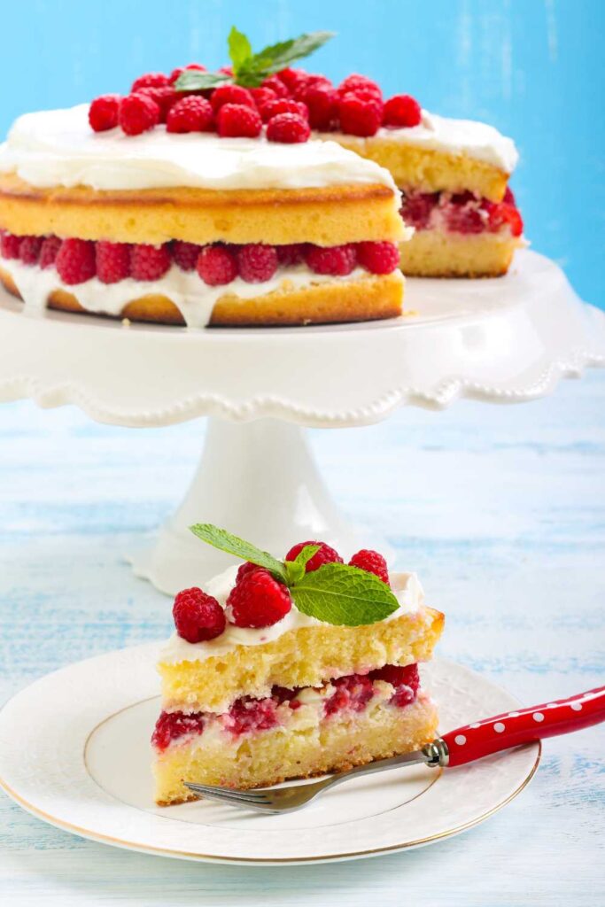Mary Berry Lemon And Raspberry Cake