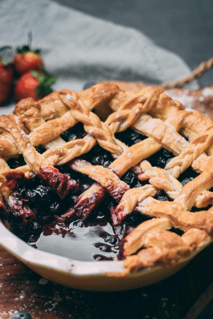 Mary Berry Blackcurrant Pie
