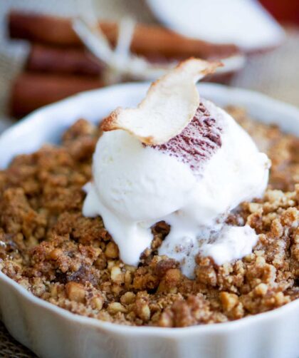 Mary Berry Apple And Rhubarb Crumble