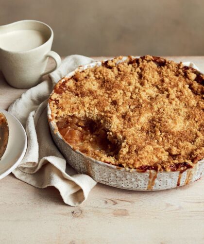 Mary Berry Apple Crumble