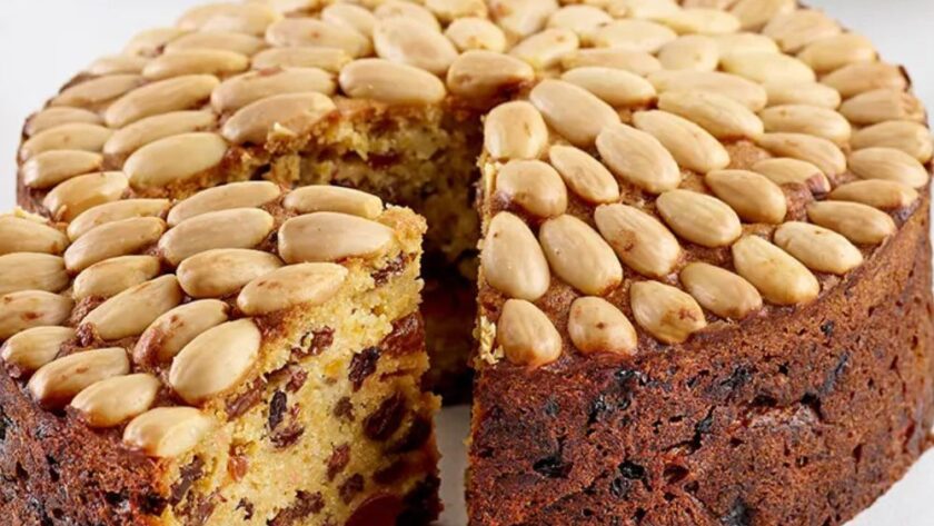 Mary Berry Dundee Cake