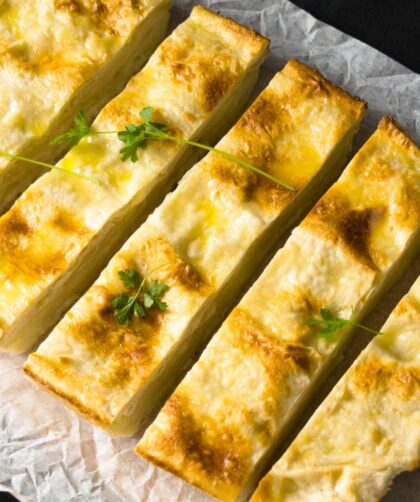 What To Serve With Cheese And Onion Pie Uk ( Great 15 Sides)