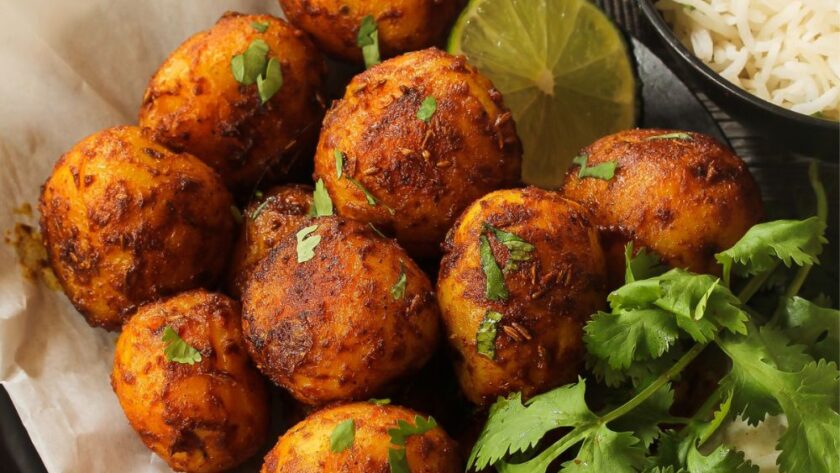 What To Serve With Bombay Potatoes Uk ( 15 Best Sides)