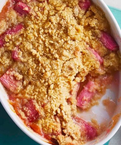 Mary Berry Apple And Rhubarb Crumble