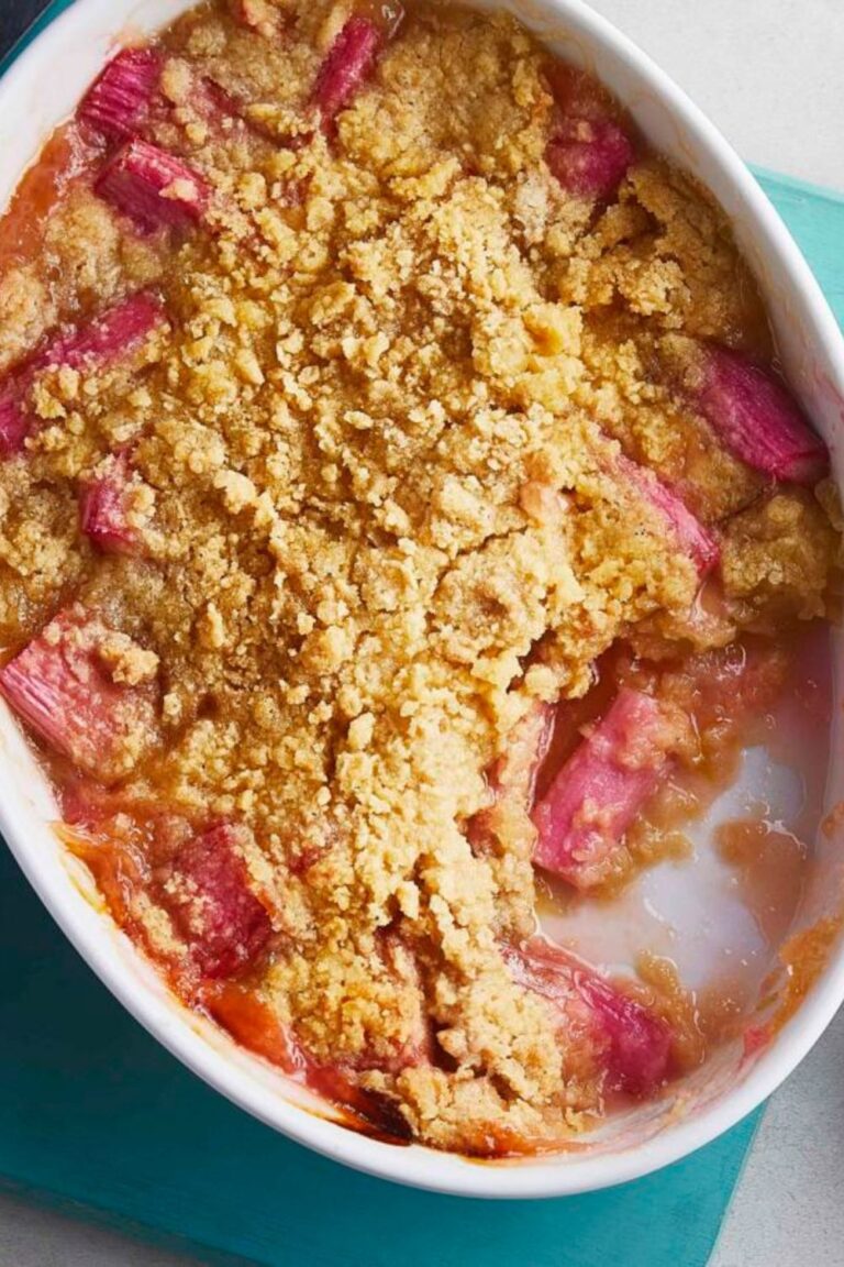 Mary Berry Apple And Rhubarb Crumble | British Chefs Table