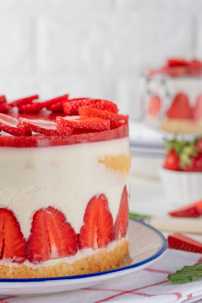 Nigella Strawberry Gateau Recipe