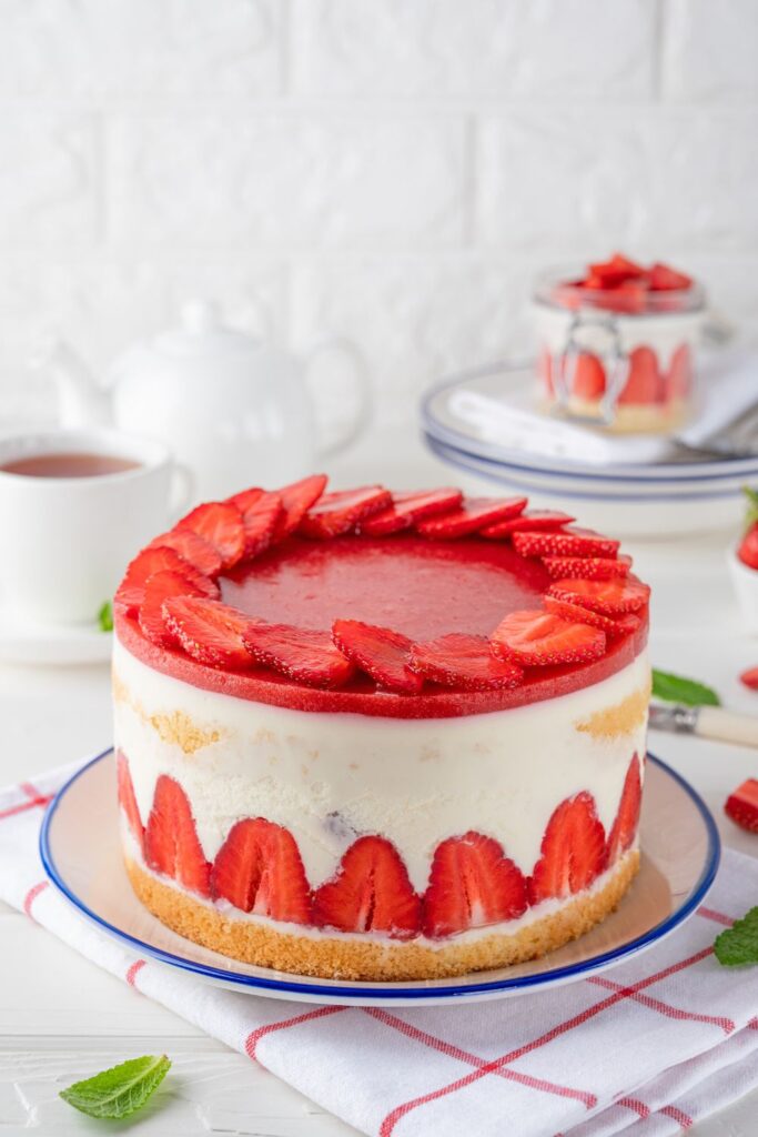 Nigella Strawberry Gateau Recipe