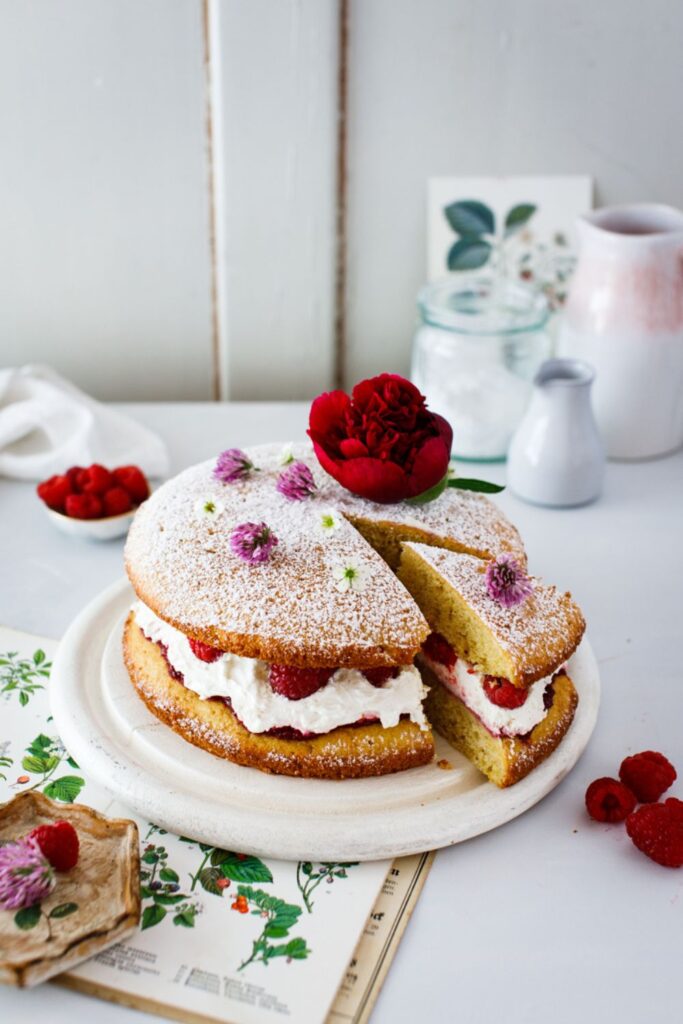 James Martin Victoria Sponge