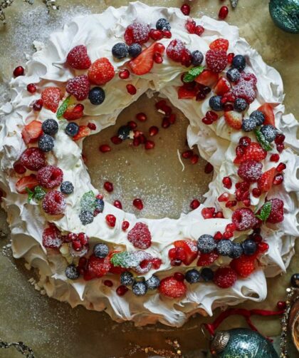 Mary Berry Christmas Pavlova