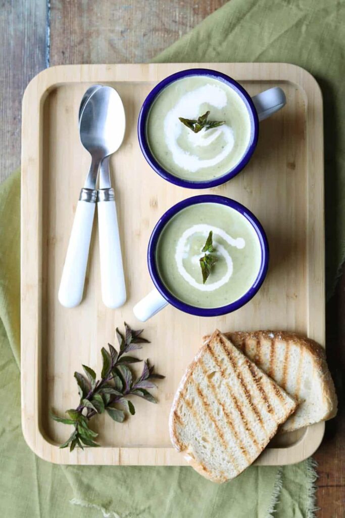 Courgette Pea And Mint Soup​