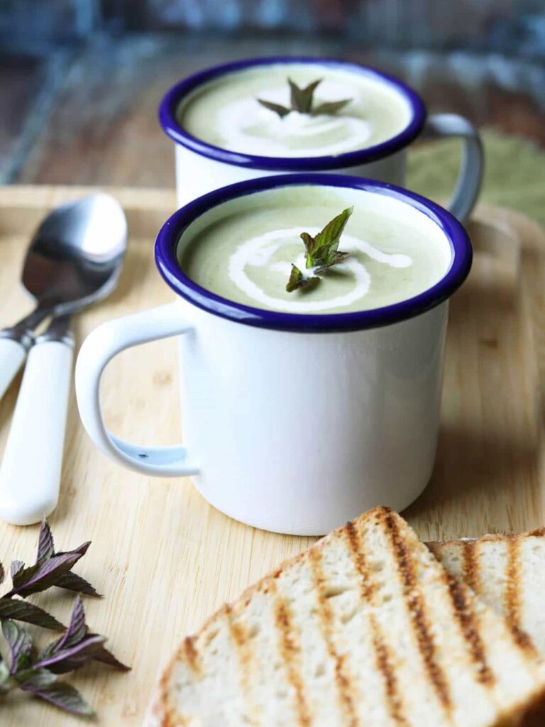 Courgette Pea And Mint Soup​