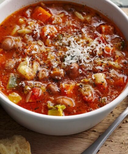 Easy Minestrone Soup Recipe UK​