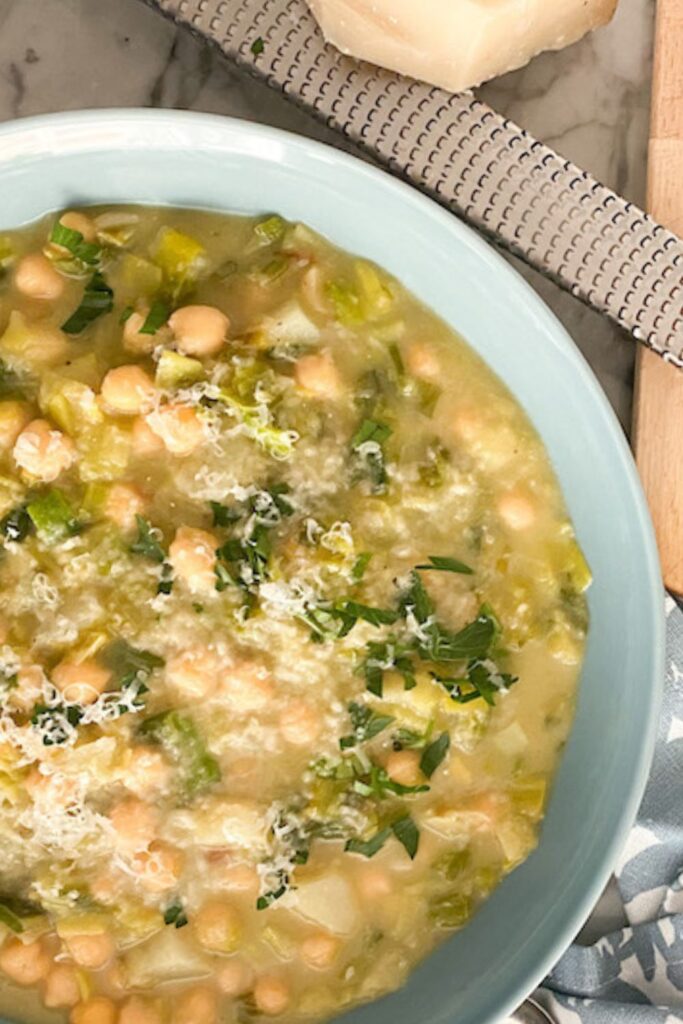 Leek And Chickpea Soup​