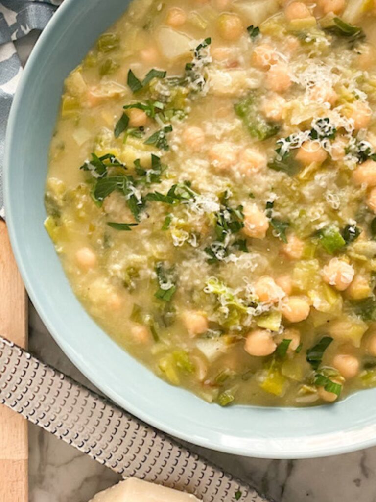 Leek And Chickpea Soup​