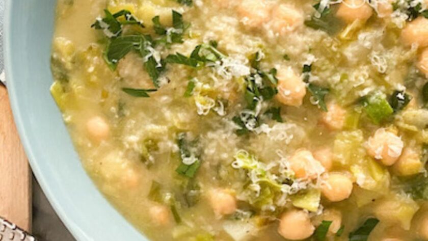 Leek And Chickpea Soup​