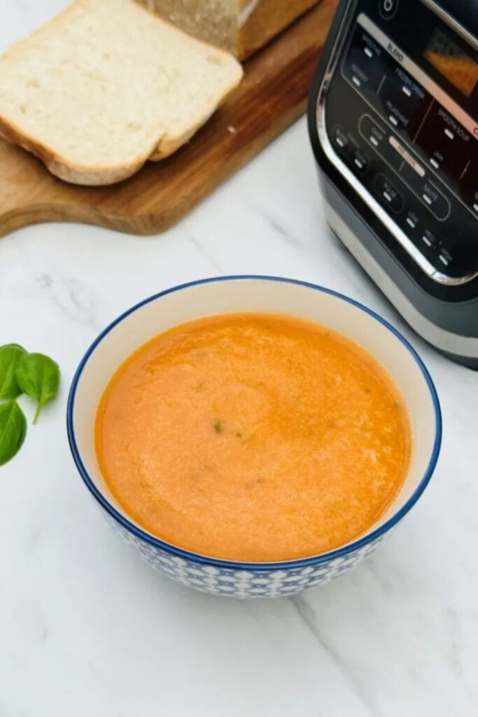 Tomato And Basil Soup In Soup Maker​