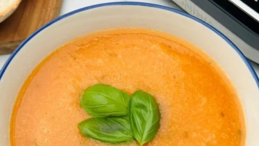 Tomato And Basil Soup In Soup Maker​